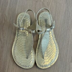 Bernardo Mistral Gold Tone Sandals